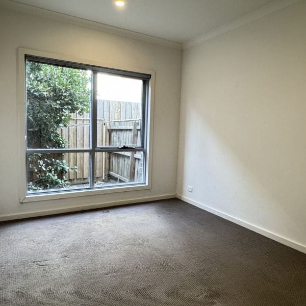 Conveniently Located Home in the Heart of Dandenong - Photo 1