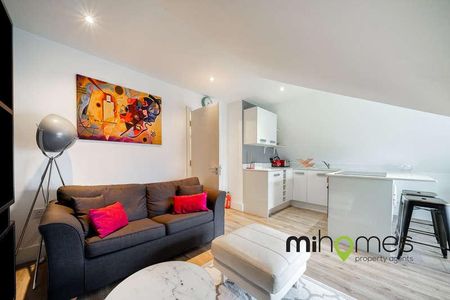 Beaconsfield Road, London, N11 - Photo 2