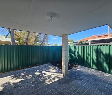 Stunning New Home - Photo 2