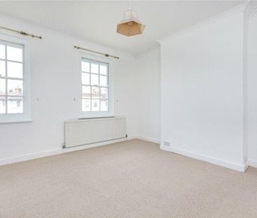 4 bedroom terraced house to rent - Photo 6