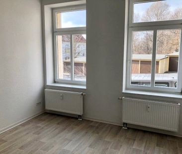 Großzügige 3-Raum-Wohnung mit Tageslichtbad - Photo 1