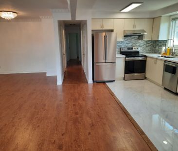 For Lease - 55 Reiber Crescent Unit# Upper, Toronto, Ontario - Photo 5