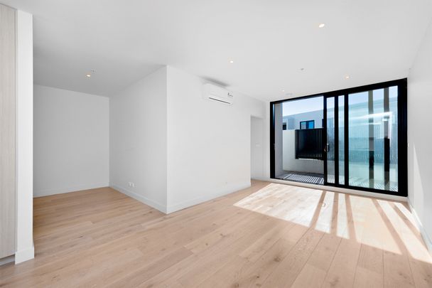 G19/692 Whitehorse Road, Mont Albert - Photo 1