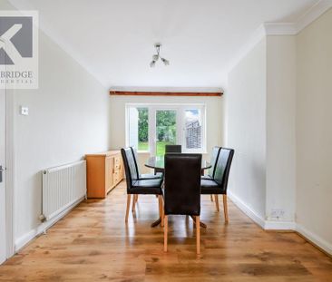 3 bedroom semi-detached house to rent - Photo 3