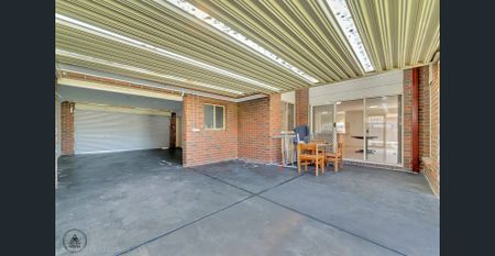 Prime Location - Photo 4