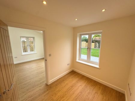 Long Lane, Feltwell - Photo 4