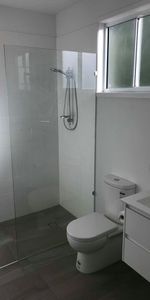 Modern & Private Granny Flat in Prime Woolloongabba Location - Photo 3