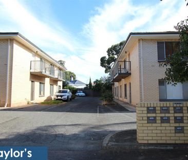 IDEAL FOR THOSE SEEKING A CLEAN, MODERN AND EASY-CARE LIFESTYLE IN ... - Photo 6