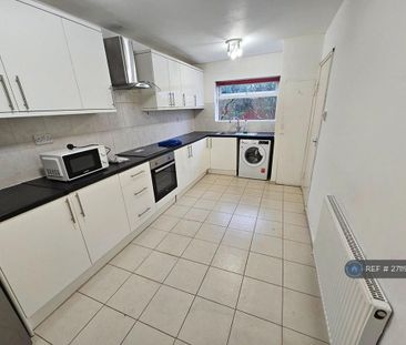 2 bedroom terraced house to rent - Photo 2