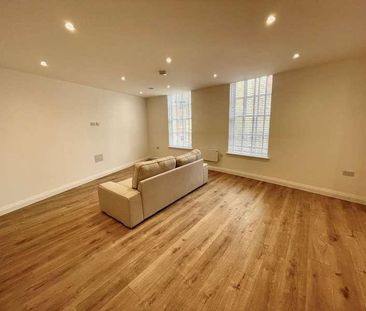 Market Place, Central Reading, RG1 - Photo 1