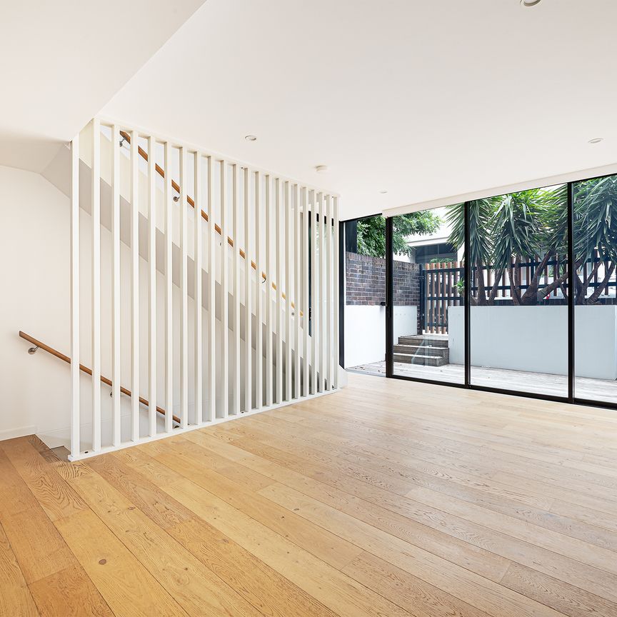 10 Barr Street, Camperdown NSW 2050 - House For Rent | Domain - Photo 1