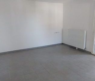 T3 AVEC LOGGIA ET 1 PARKING - Photo 5