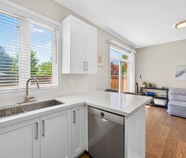 For Lease - 5578 Waterwind Crescent, Mississauga, Ontario - Photo 6