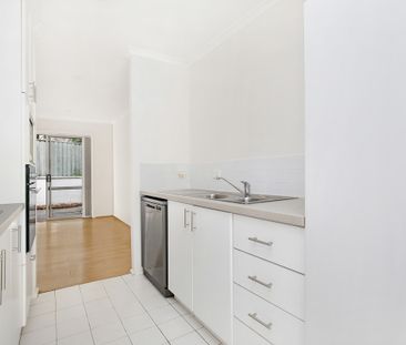6/1 Huntington Street, Crows Nest NSW 2065 - Townhouse For Rent | D... - Photo 2