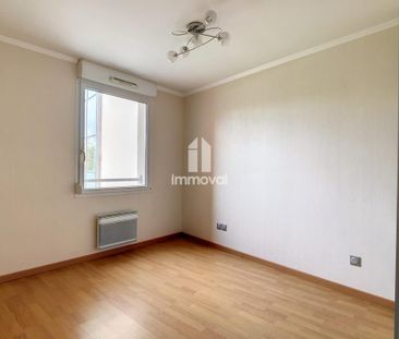 Location Appartement 4 pièces 84m² ILLKIRCH GRAFFENSTADEN 67400 - Photo 2