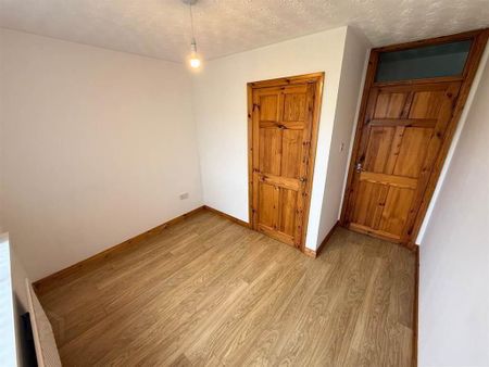 27 Cherrywood Grove, Newry, BT34 1JJ - Photo 5