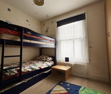 Oakhurst Road, Southampton - Photo 1
