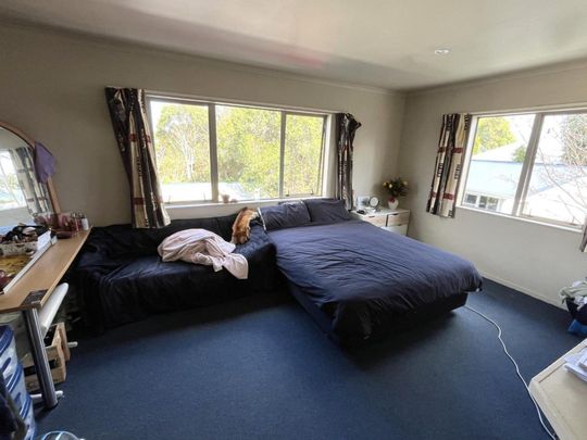 Stylish, spacious and centrally located - Photo 1