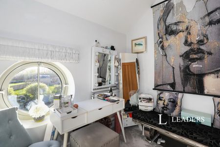 3 bedroom terraced house to rent - Photo 5