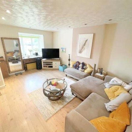 3 bedroom house to rent Beckinsale Grove, Crownhill, Milton Keynes, Buckinghamshire, MK8 - Photo 1