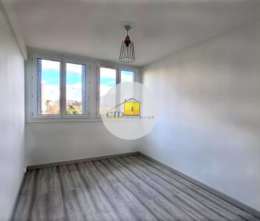 Location Appartement 4 pièces 70m² ST PRIEST 69800 - Photo 3