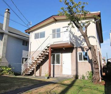 Bright & Spacious 3-Bed, 1.5 Bath Upper-Level Unfurnished Home Rental - Photo 2