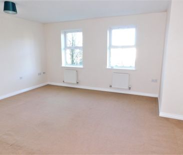 2 bedroom apartment to let - Photo 5