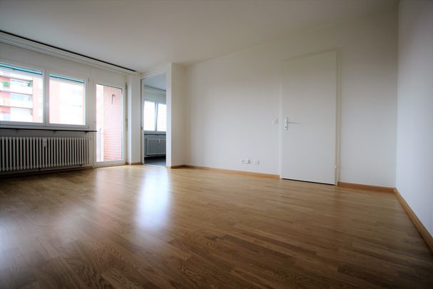 3.5-ZIMMERWOHNUNG NÄHE CLARAMATTE - Photo 1