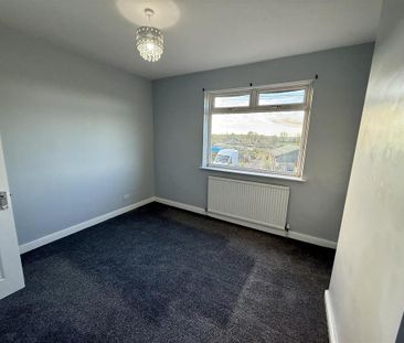 3 bedroom end of terrace house to rent - Photo 6