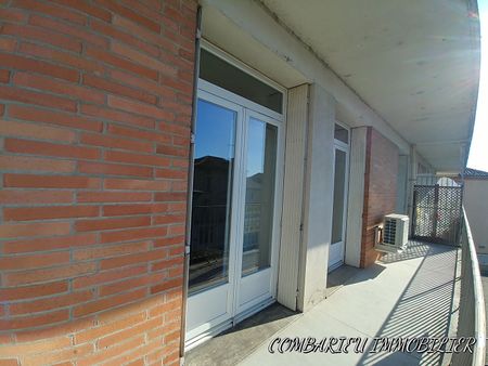 Location Appartement 1 pièce 40m² - Photo 3