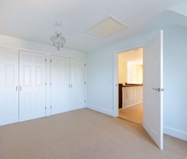 PLEASE EMAIL TO REGISTER YOUR INTEREST - Four/five bedroom detached... - Photo 3