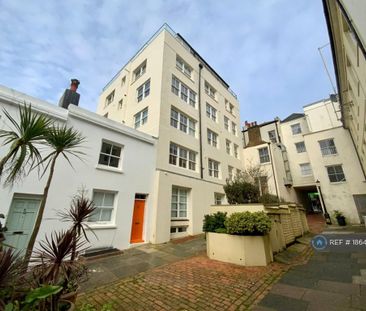 2 bedroom flat to rent - Photo 6