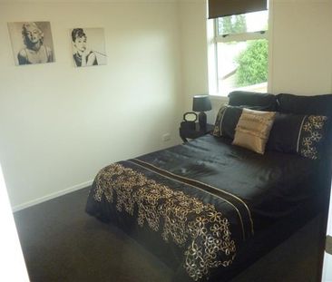 3 Bedroom Townhouse in Hillcrest - Photo 1