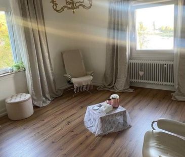 Traumblick 4-Zi Altbauwohnung in exponierter Alleinlage Laufenburg ... - Photo 4