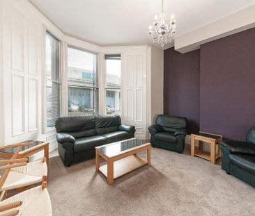 6 bedroom flat to rent - Photo 1