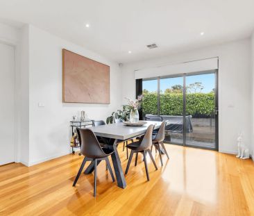 Spacious Modern Living - Photo 4