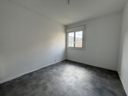 Location Appartement 3 pièces 71m² LE MANS 72000 - Photo 4