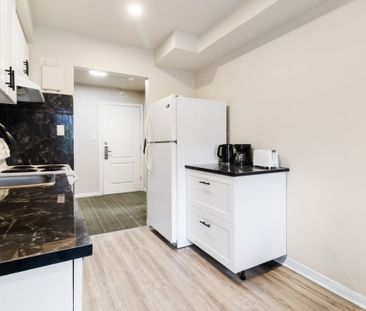 440 Av. Roy, app.108, H9S 3E1, H9S 3E1, Dorval - Photo 1