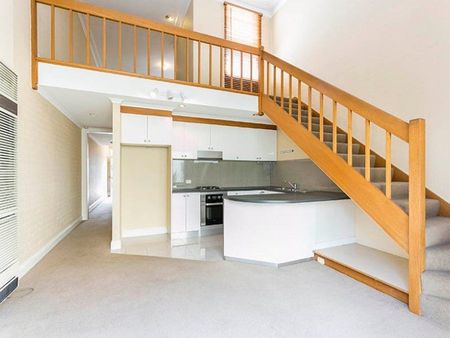 Large 2-bedroom house with HUGE mezzanine - Photo 4