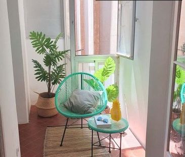 barcelona, Catalonia 08037 - Photo 3