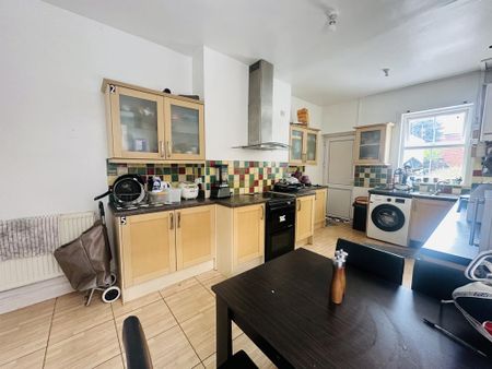 6 bedroom house share to rent - Photo 3