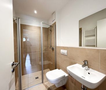 Moderne 3-Zimmer-Erdgeschosswohnung mit großer Südterrasse - Photo 5