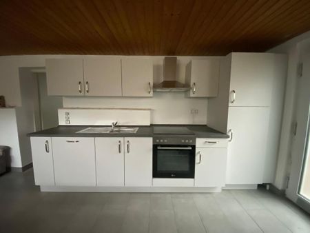 Moderne 2 Zimmer Wohnung mit Terrasse, Garten und Einbauküche - Foto 5