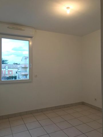 Location Appartement 3 pièces 70m² VALENCE 26000 - Photo 4