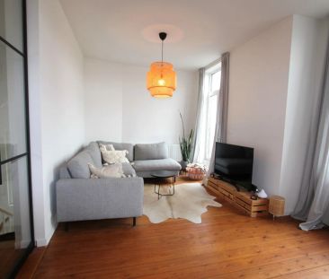 PRACHTIG GERENOVEERD APPARTEMENT IN HET CENTRUM - Photo 3