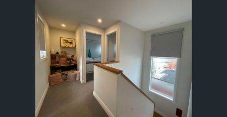 ITS ALL ABOUT LOCATION! - Photo 5