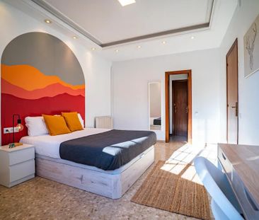 Carrer dOccident, L'Hospitalet de Llobregat, Catalonia 08903 - Photo 5