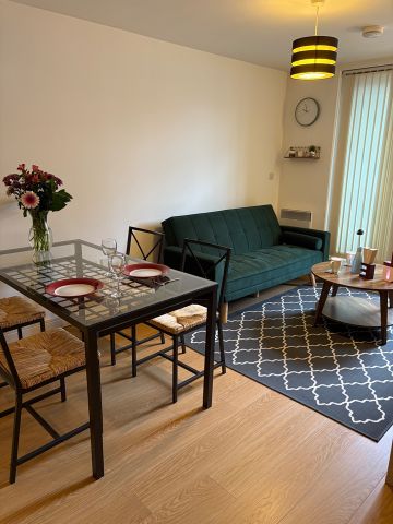 2 Bed Flat, Dyche Street, M4 - Photo 2