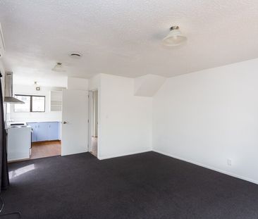 Addington Townhouse - Photo 4