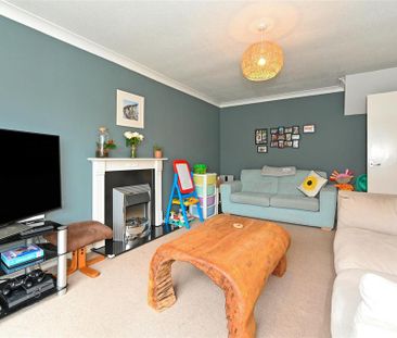 4 bedroom house to rent - Photo 1